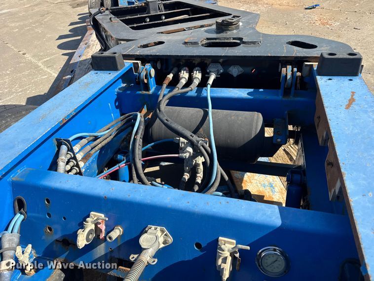 image for item DO2379 2018 XL Specialized Trailers  XL120HDG lowboy equipment trailer