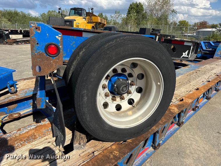 image for item DO2379 2018 XL Specialized Trailers  XL120HDG lowboy equipment trailer