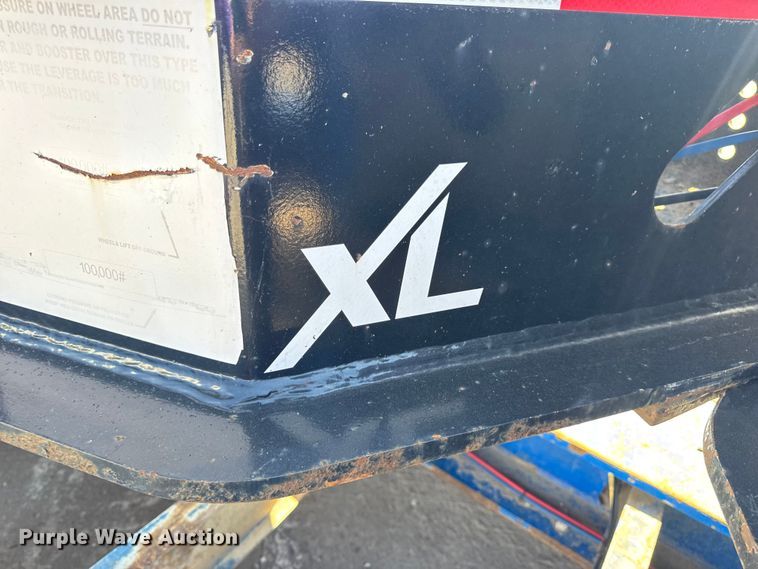 image for item DO2379 2018 XL Specialized Trailers  XL120HDG lowboy equipment trailer