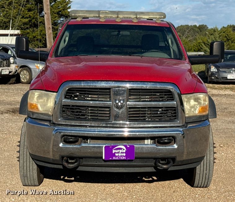 image for item DO2392 2012 Dodge Ram 5500 rollback truck