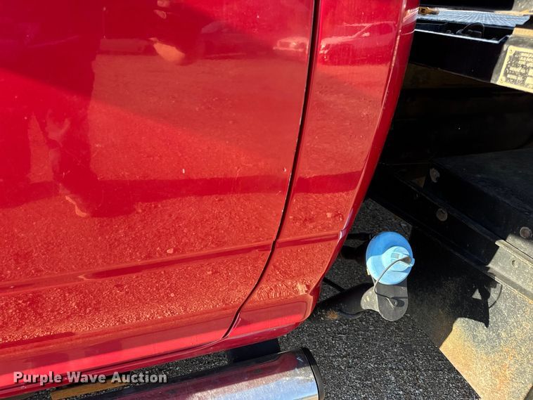 image for item DO2392 2012 Dodge Ram 5500 rollback truck