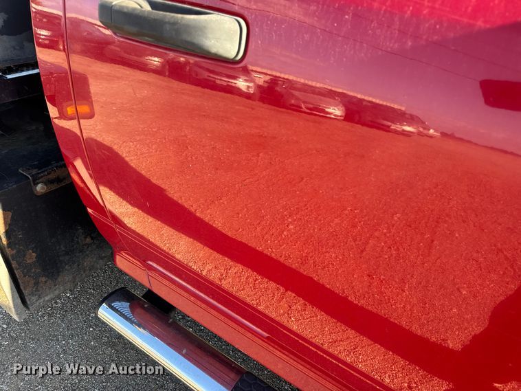 image for item DO2392 2012 Dodge Ram 5500 rollback truck