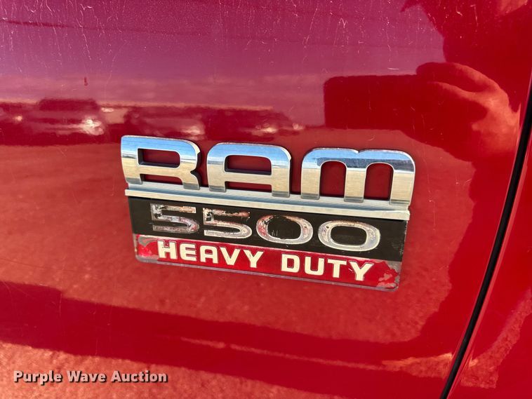 image for item DO2392 2012 Dodge Ram 5500 rollback truck