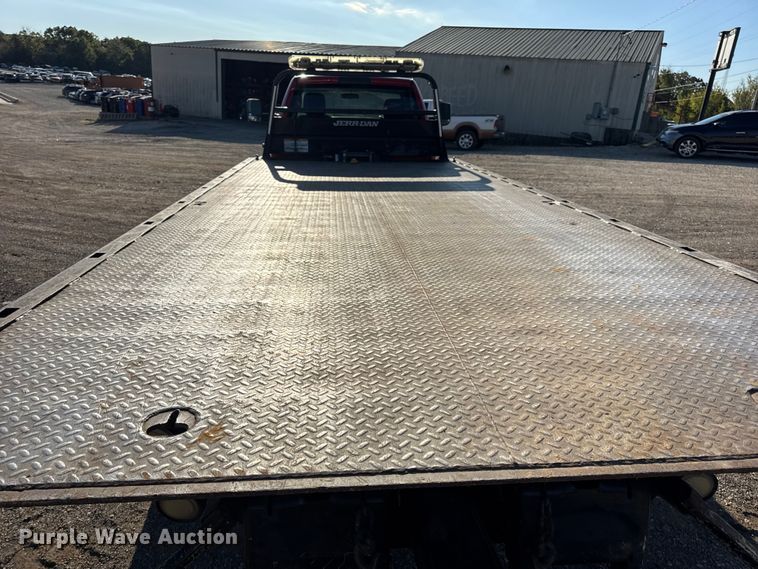 image for item DO2392 2012 Dodge Ram 5500 rollback truck