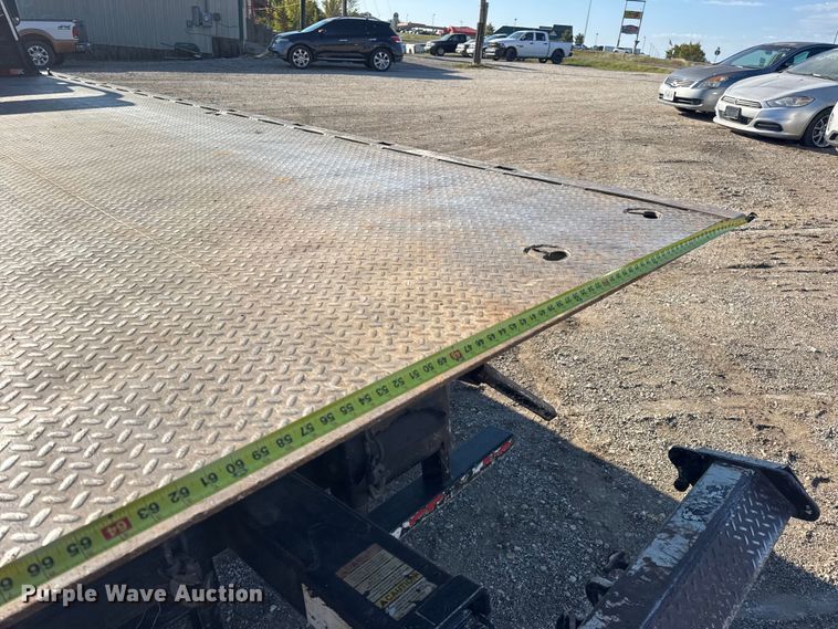 image for item DO2392 2012 Dodge Ram 5500 rollback truck