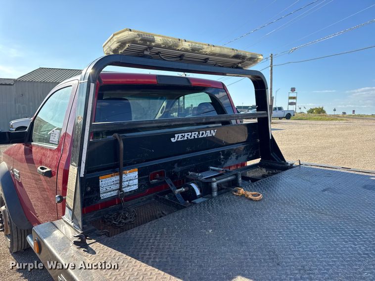 image for item DO2392 2012 Dodge Ram 5500 rollback truck