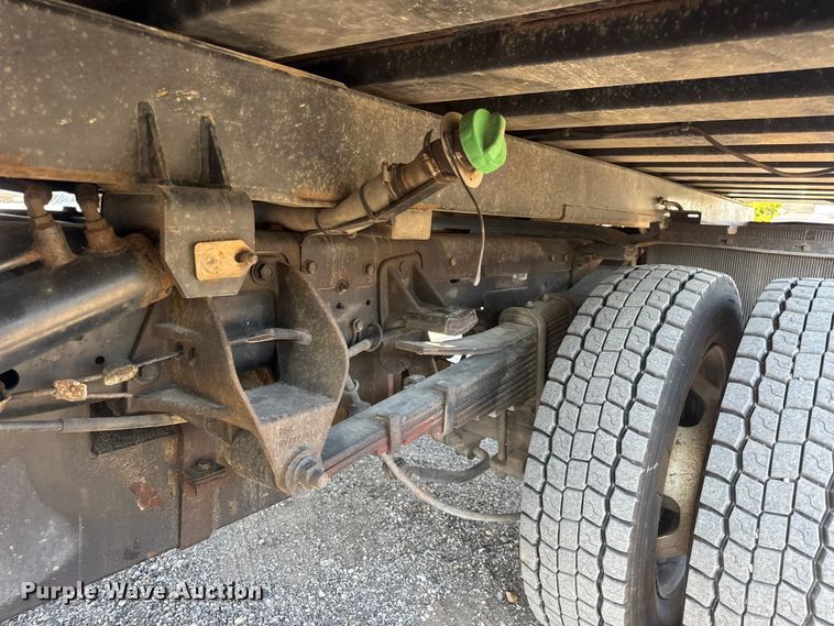 image for item DO2392 2012 Dodge Ram 5500 rollback truck