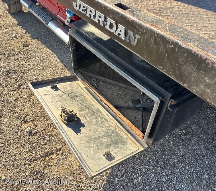 image for item DO2392 2012 Dodge Ram 5500 rollback truck