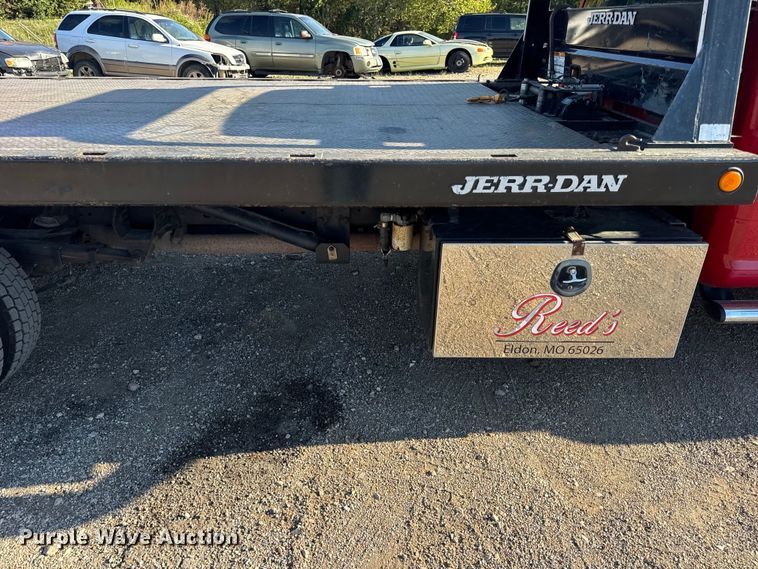 image for item DO2392 2012 Dodge Ram 5500 rollback truck