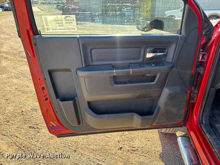 image for item DO2392 2012 Dodge Ram 5500 rollback truck