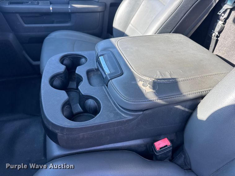 image for item DO2392 2012 Dodge Ram 5500 rollback truck