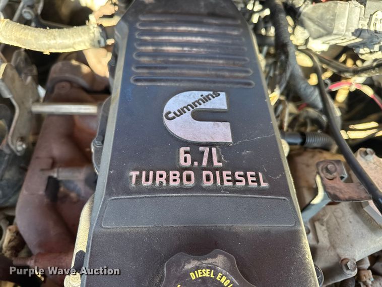 image for item DO2392 2012 Dodge Ram 5500 rollback truck