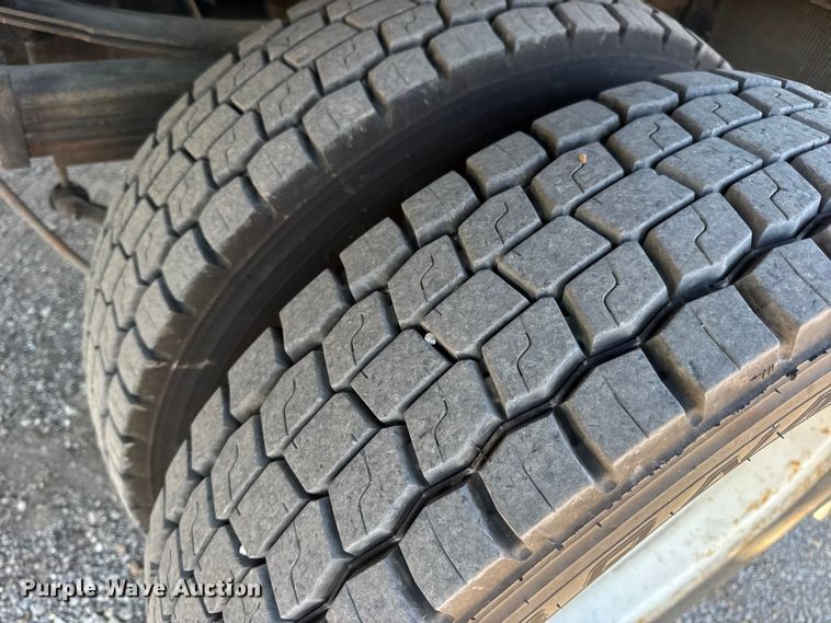 image for item DO2392 2012 Dodge Ram 5500 rollback truck