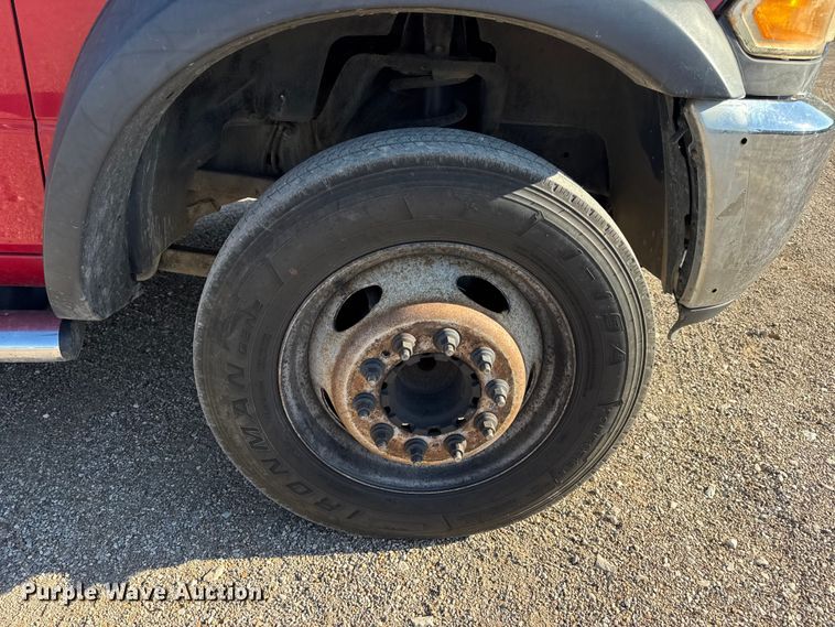 image for item DO2392 2012 Dodge Ram 5500 rollback truck