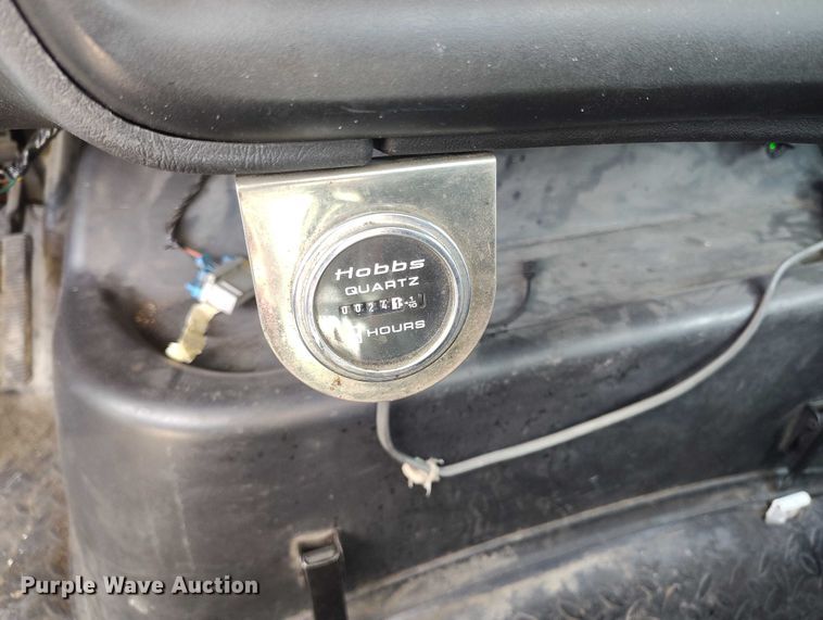 image for item DP5059 2007 GMC C6500 flatbed truck