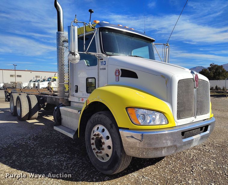 image for item DP5100 2011 Kenworth T370 truck cab and chassis