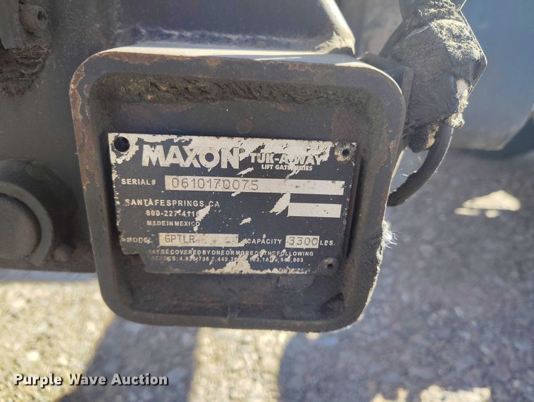 image for item DP5100 2011 Kenworth T370 truck cab and chassis