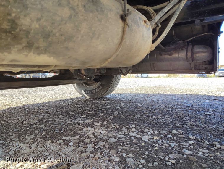 image for item DP5100 2011 Kenworth T370 truck cab and chassis