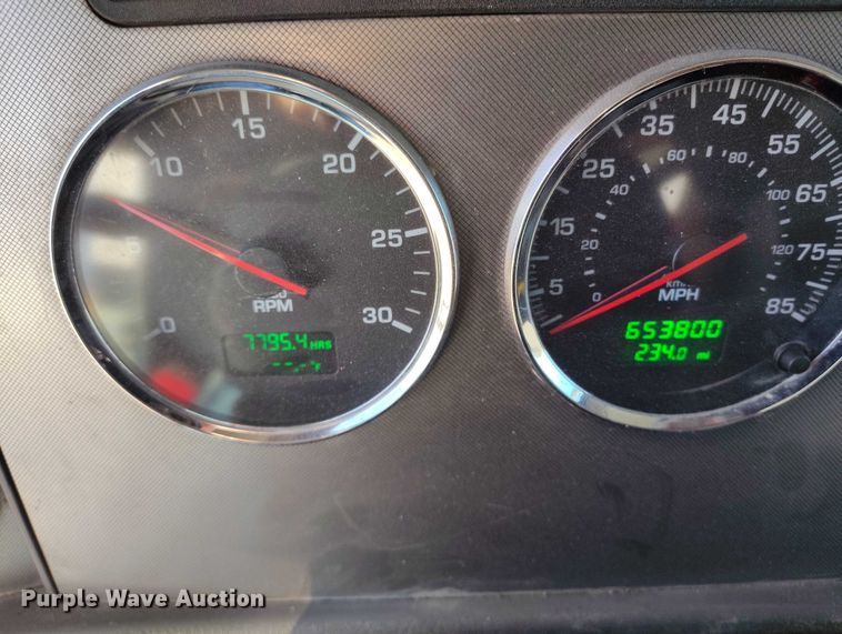 image for item DP5100 2011 Kenworth T370 truck cab and chassis