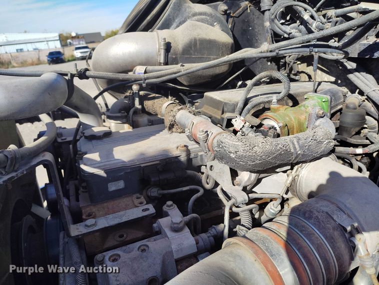 image for item DP5100 2011 Kenworth T370 truck cab and chassis