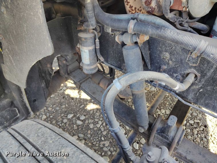 image for item DP5100 2011 Kenworth T370 truck cab and chassis