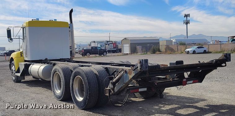 image for item DP5101 2011 Kenworth T370 truck cab and chassis