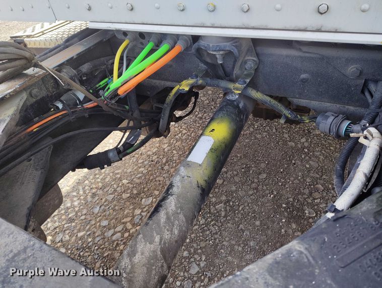 image for item DP5101 2011 Kenworth T370 truck cab and chassis