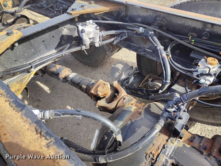 image for item DP5101 2011 Kenworth T370 truck cab and chassis