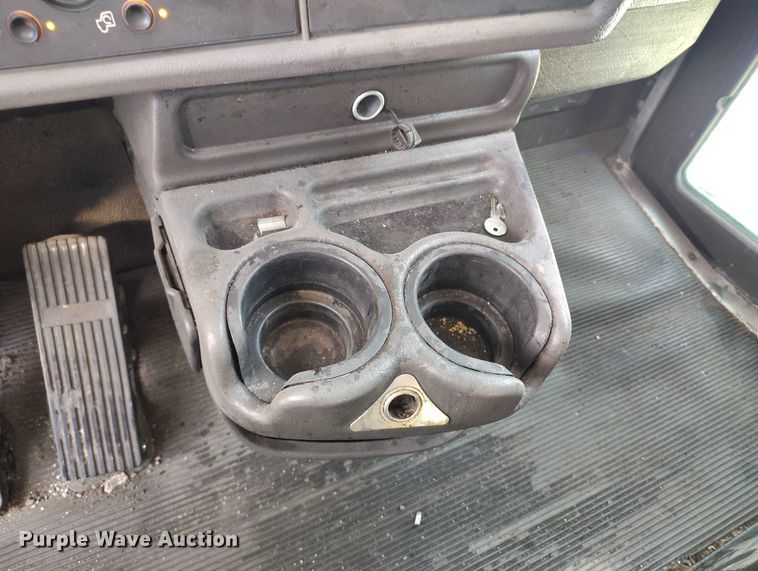 image for item DP5101 2011 Kenworth T370 truck cab and chassis