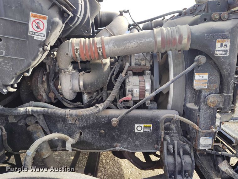 image for item DP5101 2011 Kenworth T370 truck cab and chassis