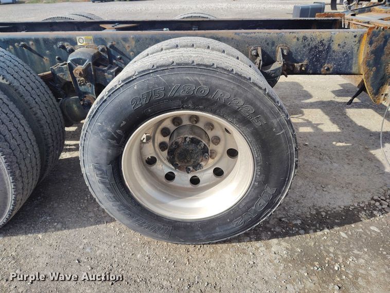 image for item DP5101 2011 Kenworth T370 truck cab and chassis