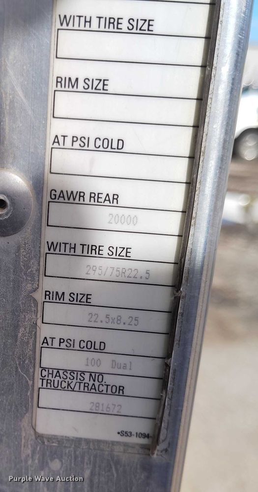 image for item DP5101 2011 Kenworth T370 truck cab and chassis