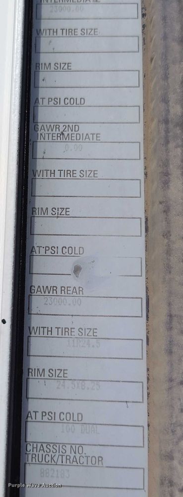 image for item DP5102 2001 Kenworth T800 fuel truck