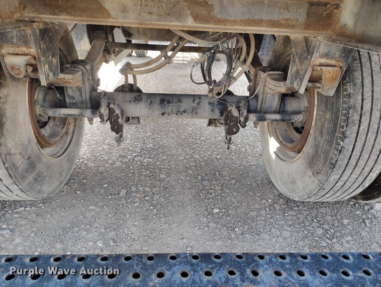 image for item DP5103 1999 Utility FF2C flatbed pup trailer