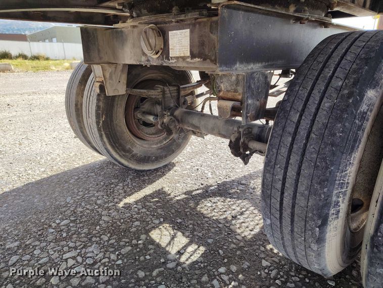 image for item DP5103 1999 Utility FF2C flatbed pup trailer