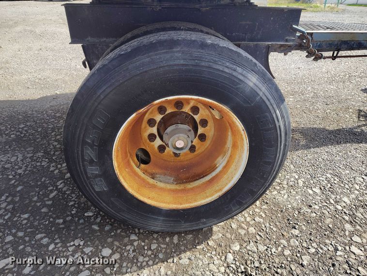 image for item DP5103 1999 Utility FF2C flatbed pup trailer