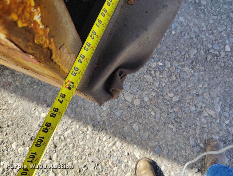 image for item DP5107 2011 Kenworth T800 fuel / lube truck