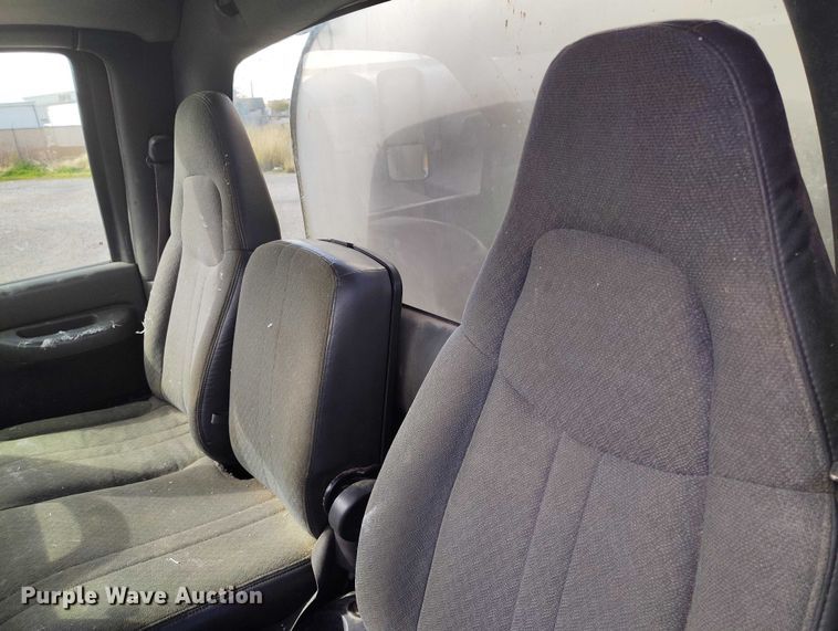 image for item DP5108 2003 GMC TC6C042 fuel / lube truck