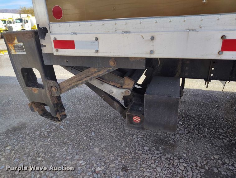 image for item DP5109 2013 Ford F750 Super Duty box truck