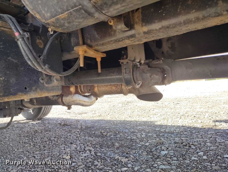 image for item DP5109 2013 Ford F750 Super Duty box truck