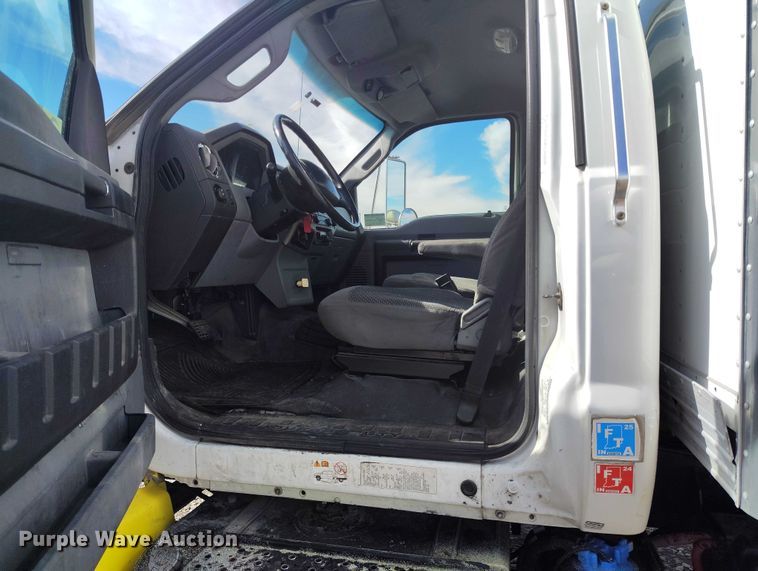image for item DP5109 2013 Ford F750 Super Duty box truck
