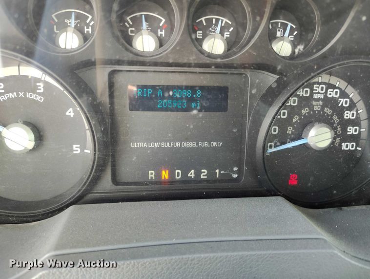 image for item DP5109 2013 Ford F750 Super Duty box truck