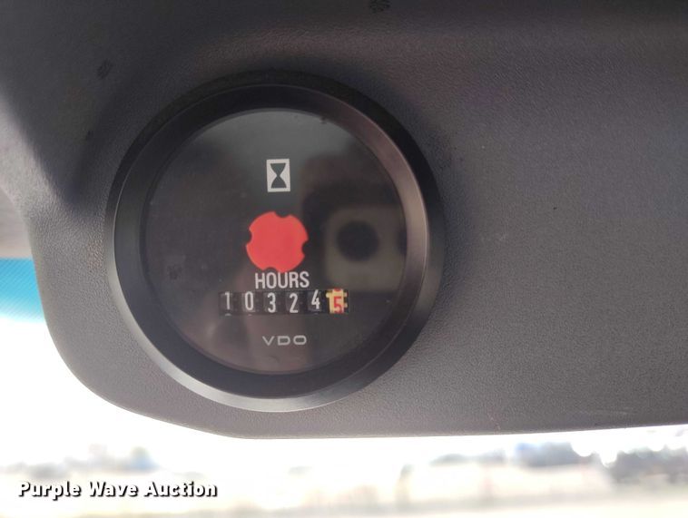 image for item DP5109 2013 Ford F750 Super Duty box truck