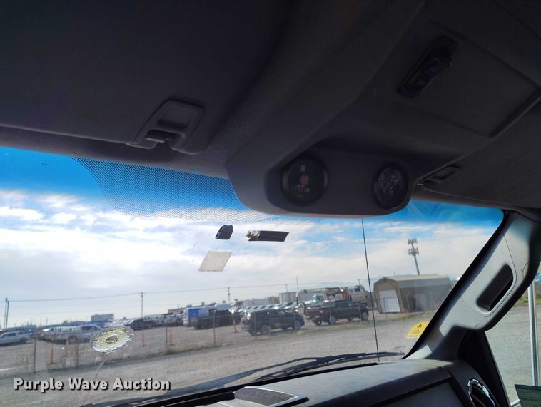 image for item DP5109 2013 Ford F750 Super Duty box truck