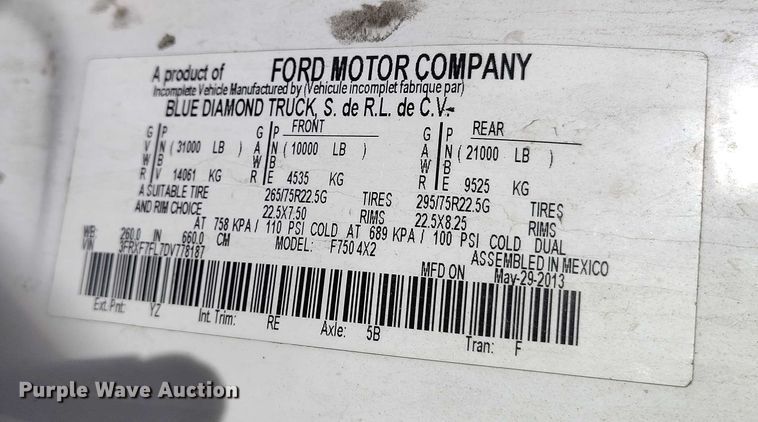 image for item DP5109 2013 Ford F750 Super Duty box truck