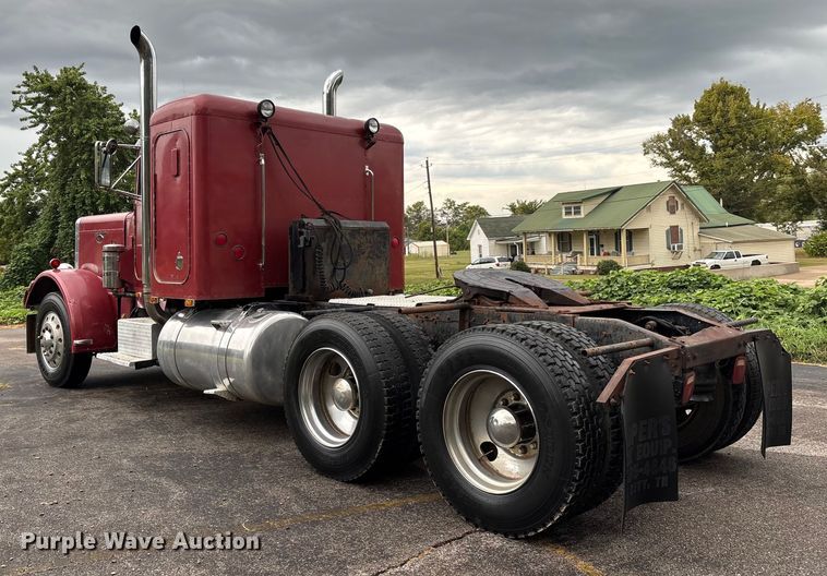 image for item DU1327 1981 Peterbilt 359 semi truck