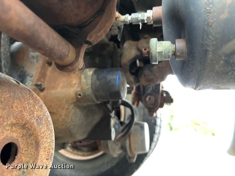 image for item DU1327 1981 Peterbilt 359 semi truck