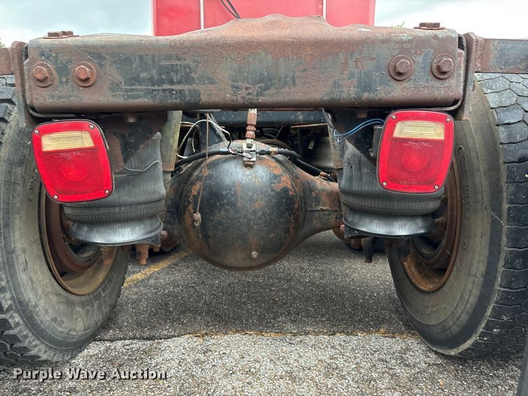 image for item DU1327 1981 Peterbilt 359 semi truck