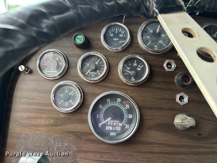 image for item DU1327 1981 Peterbilt 359 semi truck