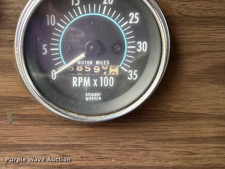 image for item DU1327 1981 Peterbilt 359 semi truck